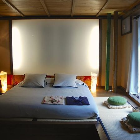 Minshuku Chambres D'Hotes Japonaises Thiers Room photo